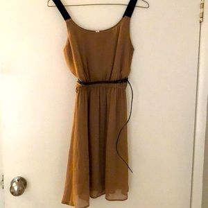 Xhilaration dress with belt